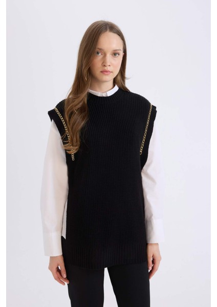 Yarım Balıkçı Yaka Basic Düz Yan Yırtmaçlı Triko Süveter D5022AX24AU modelleri