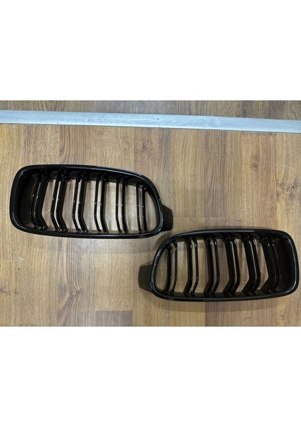 Bmw F30 Parlak Siyah Panjur Set