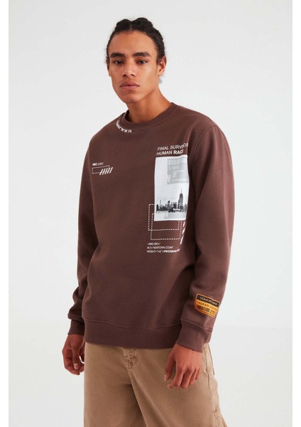 Ffomo Erkek Çok Pozisyonlu Baskılı Büyük Süs Etiketli Içi Polarlı Kiremit Rengi Sweatshirt modelleri
