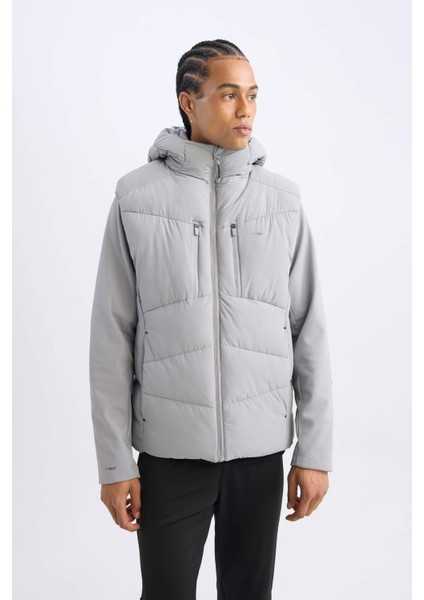 Fit Su İtici Regular Fit Kapüşonlu Rüzgar Geçirmez Fermuarlı Mont C6053AX24WN modelleri