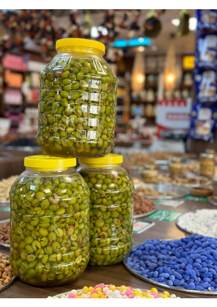 Zeytin (5 lt) Yeşil Zeytin Çekirdeksiz Kırma Antep Zeytini ( Net2,5 - 2,7 kg )