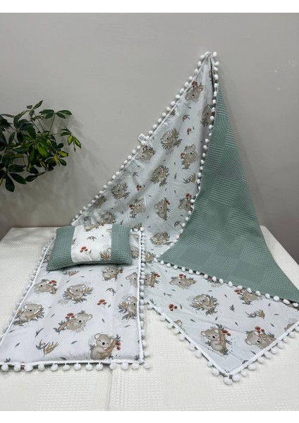 Poplin Kumaş ve Ponponlu Alt Açma , Yastık ve Battaniye 3'lü Set fiyatları