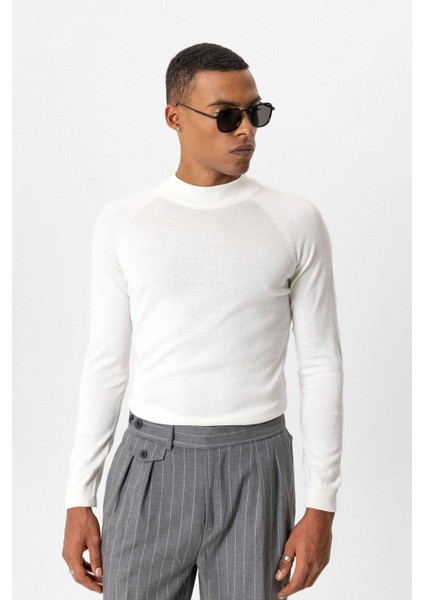 Ekru Yarım Boğazlı Erkek Triko fiyatları
