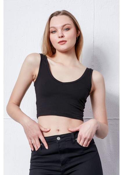 Sırt Dekolteli Askılı Atlet