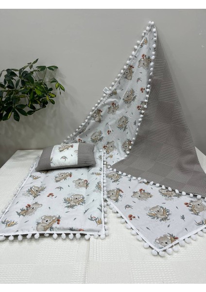 Poplin Kumaş ve Ponponlu Alt Açma , Yastık ve Battaniye 3'lü Set fiyatları