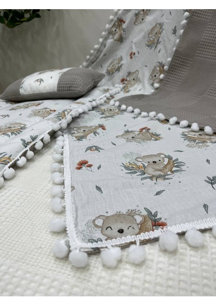 Poplin Kumaş ve Ponponlu Alt Açma , Yastık ve Battaniye 3'lü Set fırsatları