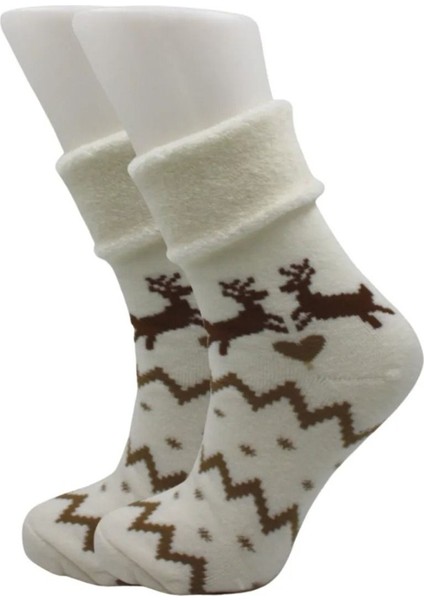 Kıvrık Havlu Soket Çorap 6 Renkli Paket Geyik Desenli fırsatları