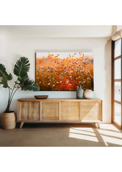 Küçük Dağ Güneşli Gün Kanvas Tablo