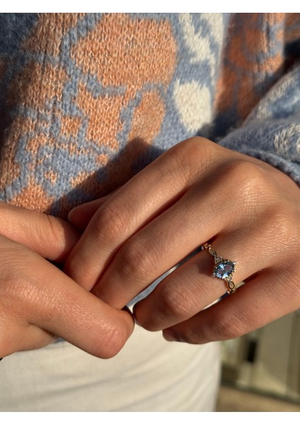 14 Ayar Altın Oval Kesim Açık Mavi Tektaşlı Prenses Stili Evlilik Teklifi Yüzük fiyatları