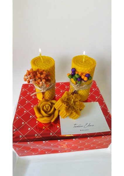 Kartanesi ve Gül Figürlü Sarma Balmumu Mum Set