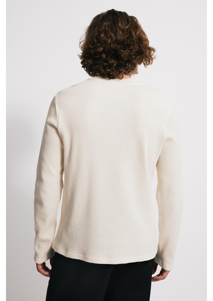 Düğmeli Waffle Uzun Kol T-Shirt