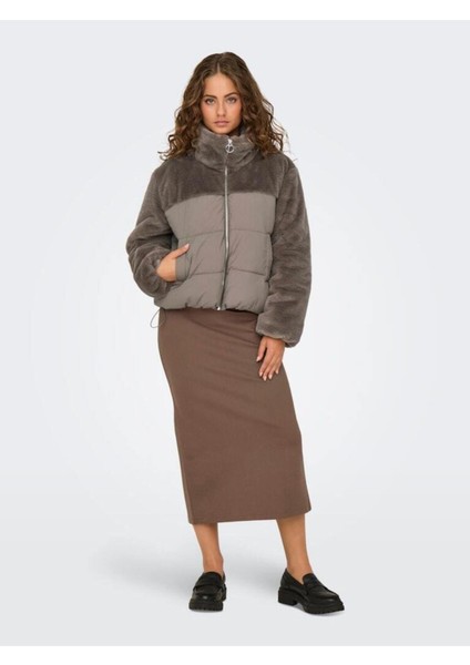 Onlwanja Fur Puffer Mıx Jacket cc Otw Kadın Deri Mont ve Ceket 15292945 Walnut fırsatları