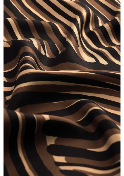 Kahverengi Illüzyon Desen Twill Ipek Eşarp fiyatları