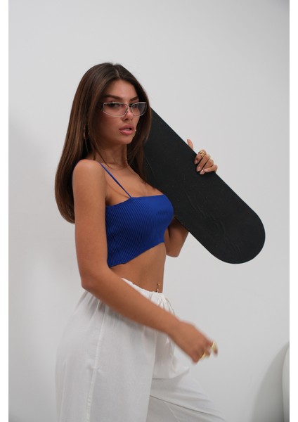 Ince Askılı Saks Crop Top fiyatları