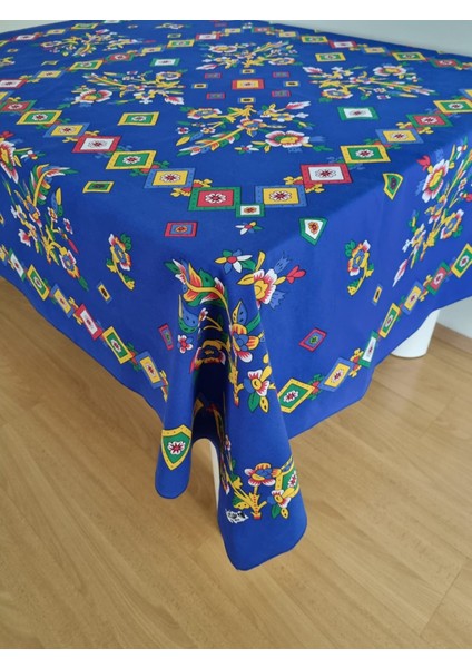 Geleneksel Etnik Tokat Desenli Masa Örtüsü fırsatları