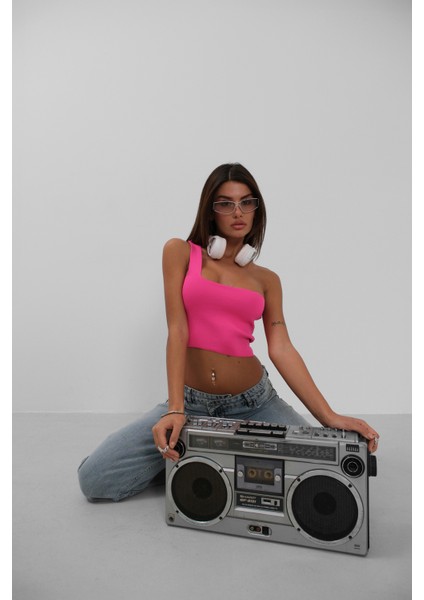 Tek Omuz Crop Fuşya Bluz