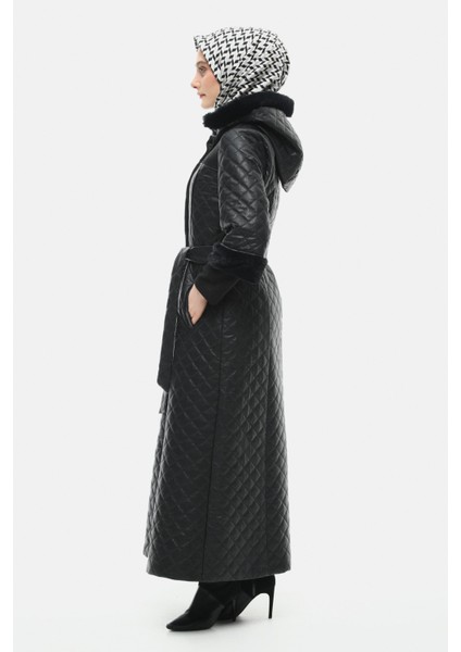 Siyah Kaşe Mixli Çıkarılabilir Kapişonlu Kapitone Kaban 2513099 modelleri