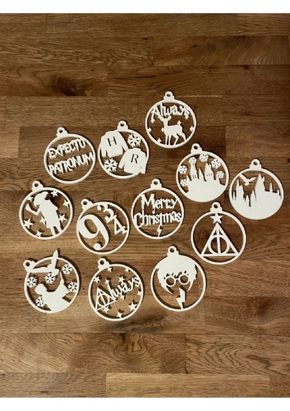 Harry Potter Temalı Beyaz 12 Adet Yılbaşı Ağacı Süsü Yeni Yıl Noel 7 cm