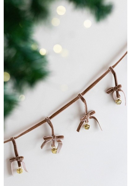 Yılbaşı Kadife Kurdele Gold Zilli Zincir Noel Çam Ağaç Süsü fiyatları