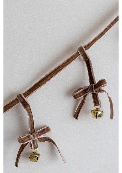 Yılbaşı Kadife Kurdele Gold Zilli Zincir Noel Çam Ağaç Süsü modelleri