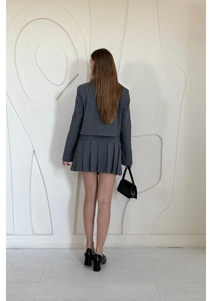 Bomber Ceket ve Pileli Etek Takım indirimleri