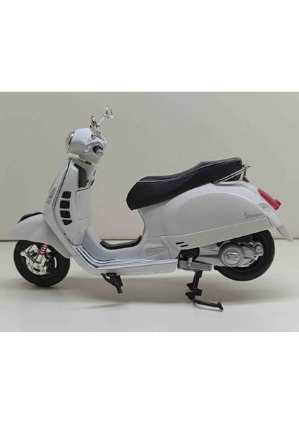 New 1:12 Vespa Gts 300 Spr Motorsiklet