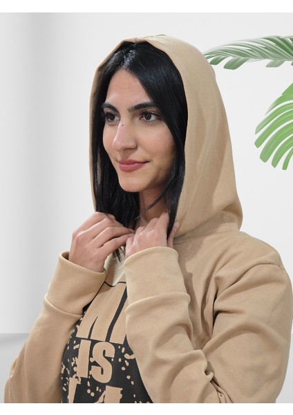 Baskılı Kapüşonlu Sweatshirt (Taba) fırsatları