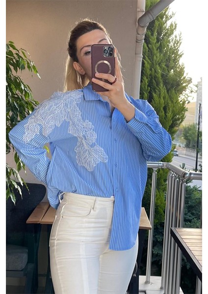 Çiçekli Tarz Gömlek Mavi-Beyaz fiyatları