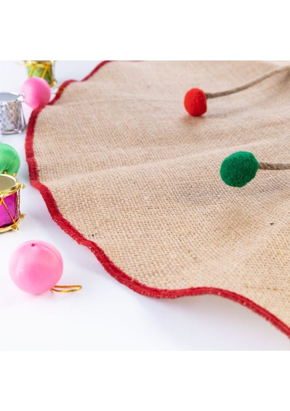Yılbaşı Çam Ağacı Örtüsü Overlok Kenarlı Jüt Kırmızı 60 cm fırsatları
