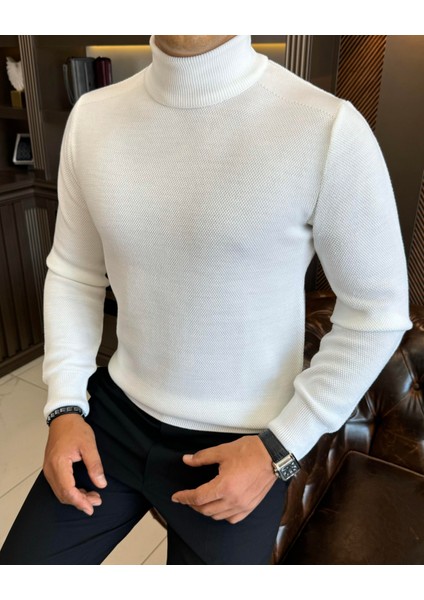 Italyan Stil Slim Fit Balıkçı Yaka Triko Erkek Kazak Ekru T13222 modelleri