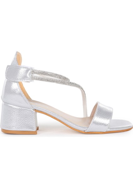 Pisar Günlük Kız Çocuk 4 cm Topuklu Sandalet Abiye Ayakkabı Gümüş modelleri