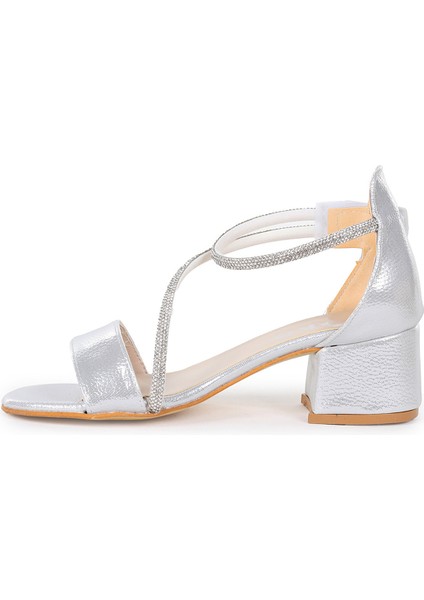 Pisar Günlük Kız Çocuk 4 cm Topuklu Sandalet Abiye Ayakkabı Gümüş fırsatları