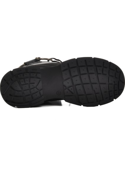 Siyah Kadın Bot indirimleri