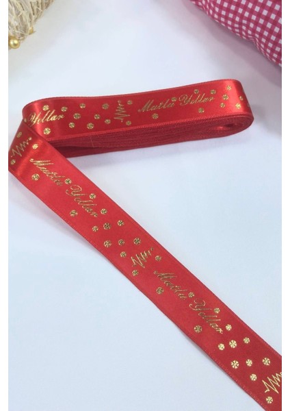 Yeniyıl 2023 Hediye Paketleme Kurdelesi Kırmızı Saten Mutlu Yıllar 1 Metre Fiyatıdır fırsatları