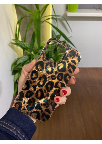 Apple iPhone 16 Pro Uyumlu Leopar Desenli Silikon Kılıf modelleri