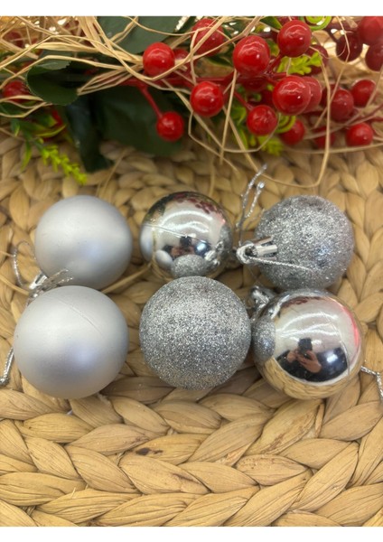 Gümüş Yılbaşı Ağaç Süsü Cici Top 4 cm 6 Adet