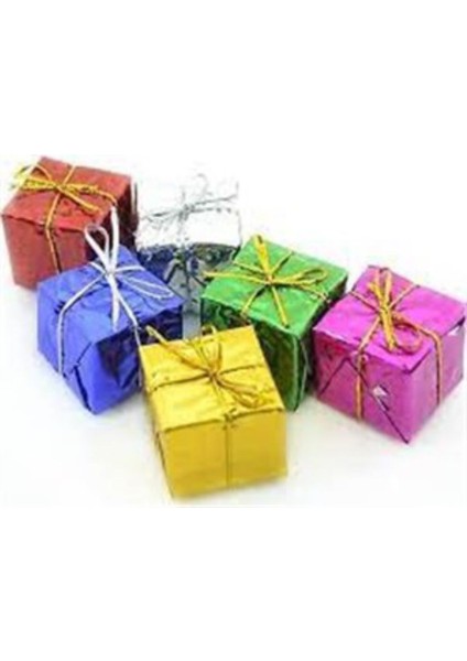 12'li Hediye Paketi Şeklinde Ağaç Süsü