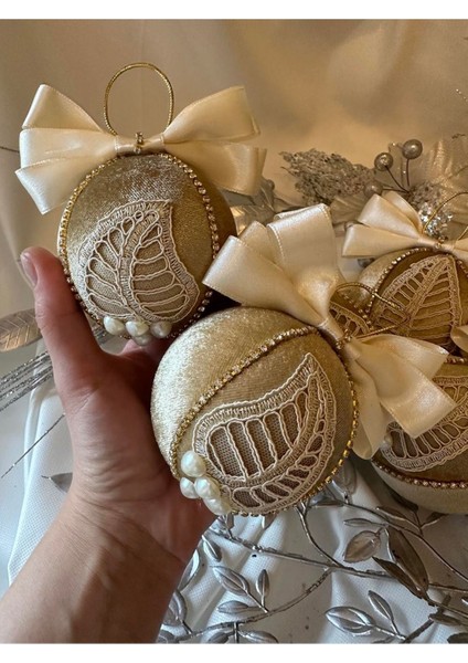 Krem Fiyonklu Kadife Yılbaşı Çam Ağacı Topu