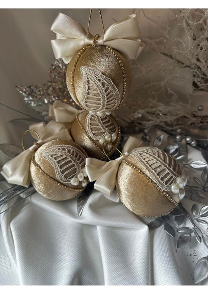 Krem Fiyonklu Kadife Yılbaşı Çam Ağacı Topu modelleri