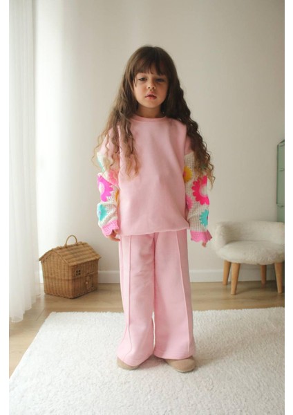 Pembe Kollar Örgü Çiçek Desenli Eşofman-Sweatshirt 3 Iplik Şardonlu Kışlık Kız Çocuk Takım modelleri