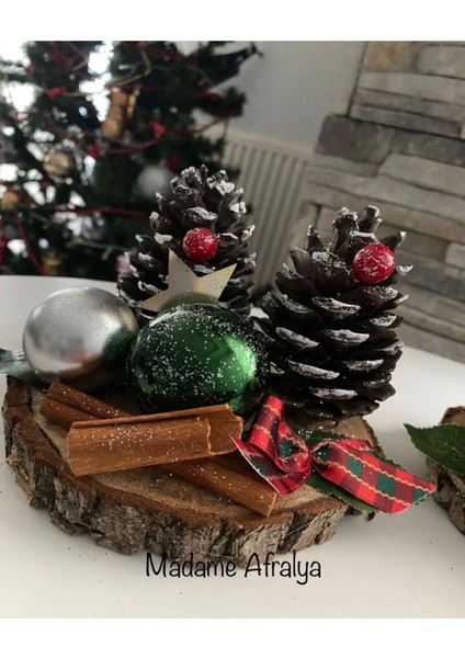 Yeniyıl Kozalaklı Yılbaşı Süsü Kozalaklı Süs Masa Dekoru Noel Kozalaklı Dekoratif Yılbaşı Süsü fiyatları