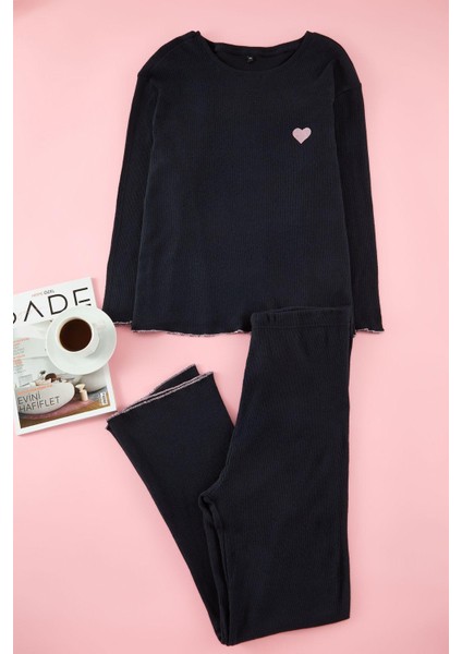 Kadın Moda Şık Büyük Beden Bisiklet Yaka Boru Paça Uzun Kol Fitilli Baskılı Örme Pijama Takımı