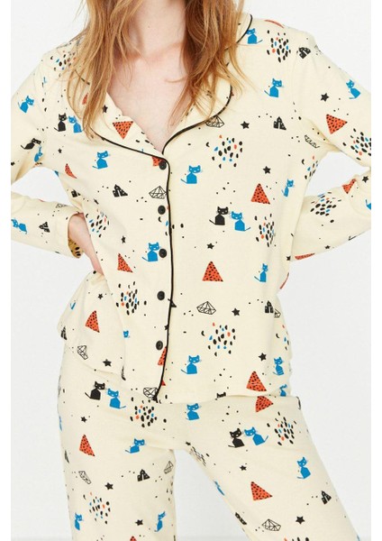 Kadın Moda Şık Gömlek Yaka Boru Paça Uzun Kol %100 Pamuklu Desenli Örme Pijama Takımı fırsatları