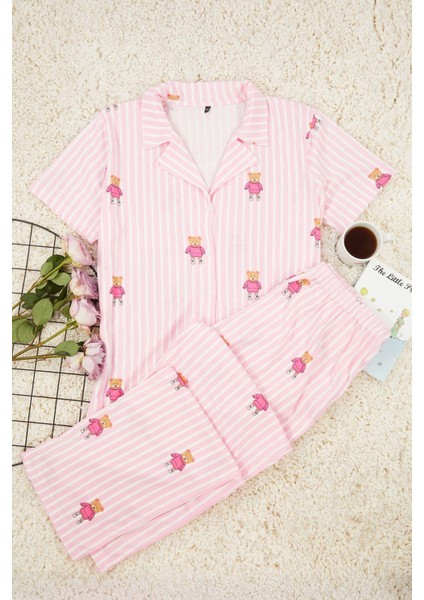 Kadın Moda Şık Büyük Beden Gömlek Yaka Boru Paça Kısa Kol Çizgili Ayıcık Desenli Örme Pijama Takımı