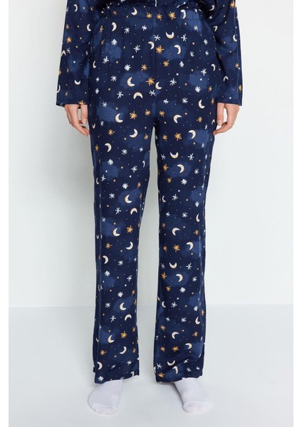 Kadın Moda Şık Gömlek Yaka Boru Paça Uzun Kol Galaksi Desenli Viskon Dokuma Pijama Takımı indirimleri