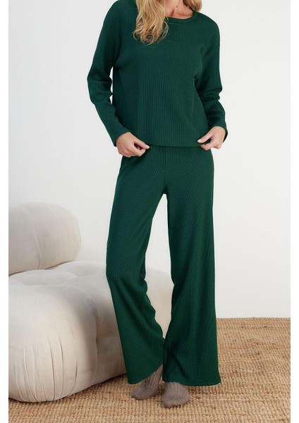 Kadın Moda Şık Bisiklet Yaka Geniş Paça Uzun Kol Fitilli Örme Pijama Takımı fiyatları