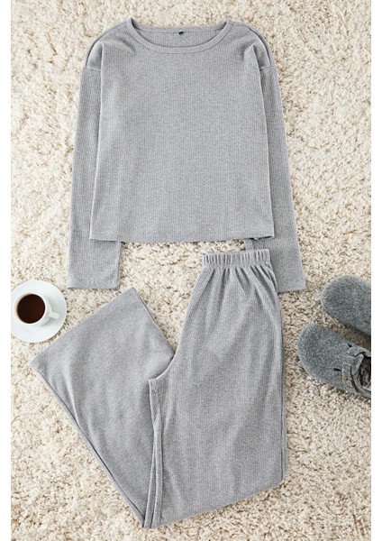 Kadın Moda Şık Bisiklet Yaka Geniş Paça Uzun Kol Fitilli Örme Pijama Takımı