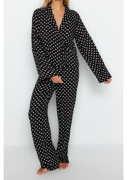 Kadın Moda Şık V Yaka Boru Paça Uzun Kol Kalp Desenli Bağlama Detaylı Viskon Dokuma Pijama Takımı