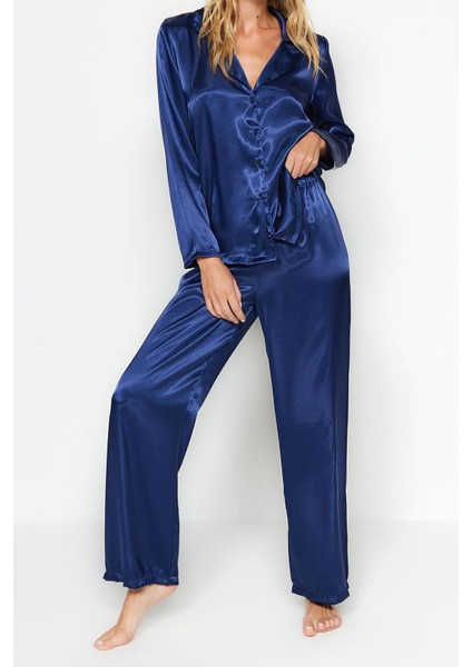 Kadın Moda Şık Gömlek Yaka Boru Paça Uzun Kol Lacivert Saten Gömlek-Pantolon Dokuma Pijama Takımı fiyatları