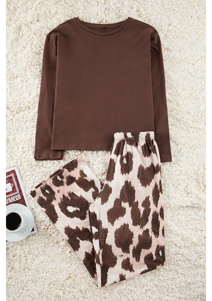 Kadın Moda Şık Bisiklet Yaka Geniş Paça Uzun Kol Pamuklu Leopar Desenli Örme Pijama Takımı